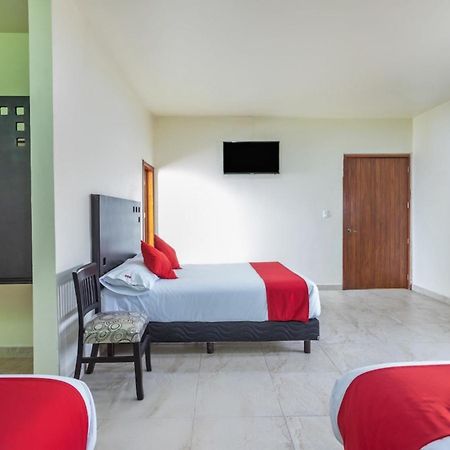 Oyo Hotel Emperadores Inn, Atlixco Exteriör bild