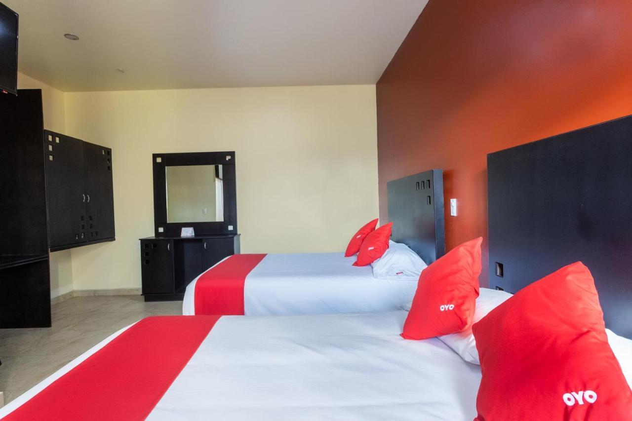 Oyo Hotel Emperadores Inn, Atlixco Exteriör bild